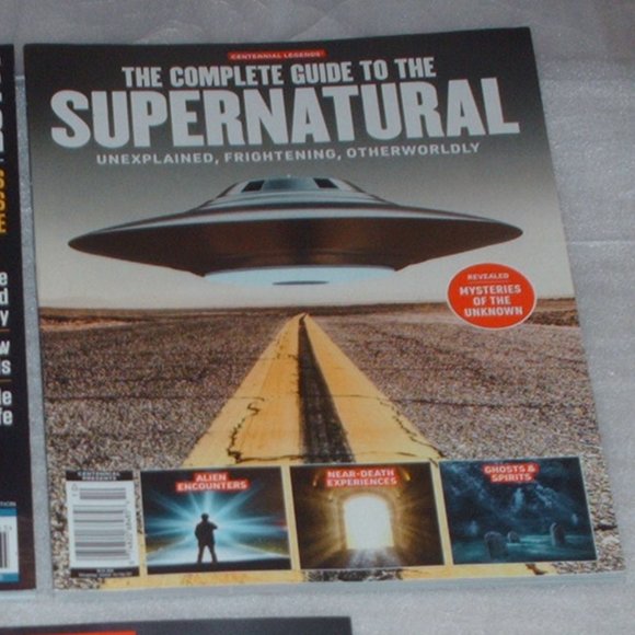 Lot of 3 Supernatural, Haunted Places & Jack The Ripper magazines - Picture 3 of 8